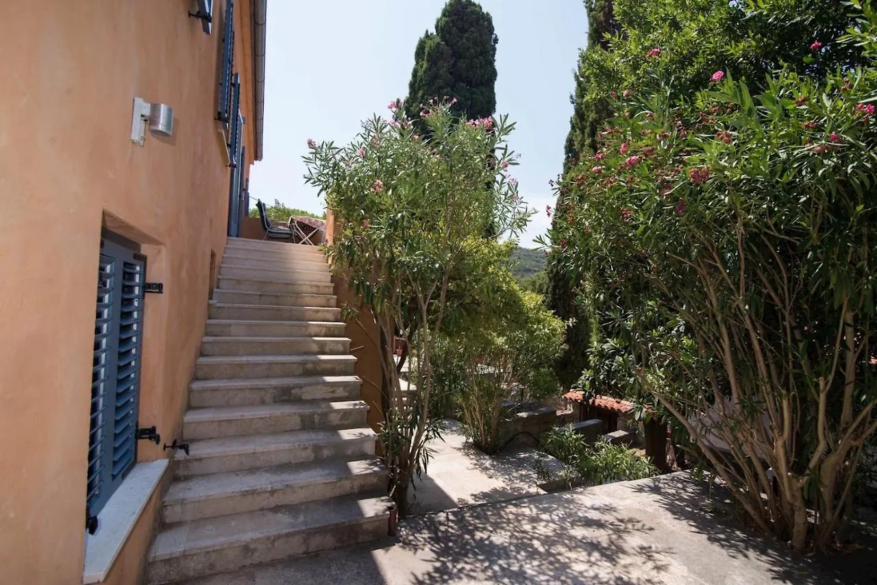 Apartments With A Parking Space Veli Losinj, Losinj - 21187