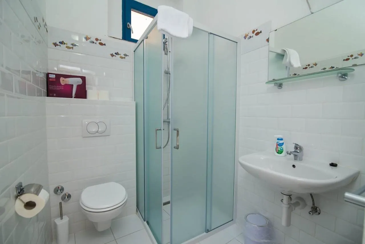 Apartments With A Parking Space Veli Losinj, Losinj - 21187
