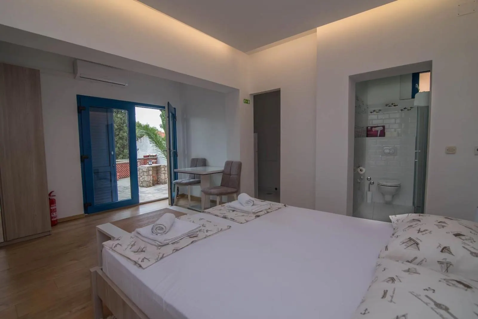Apartments With A Parking Space Veli Losinj, Losinj - 21187