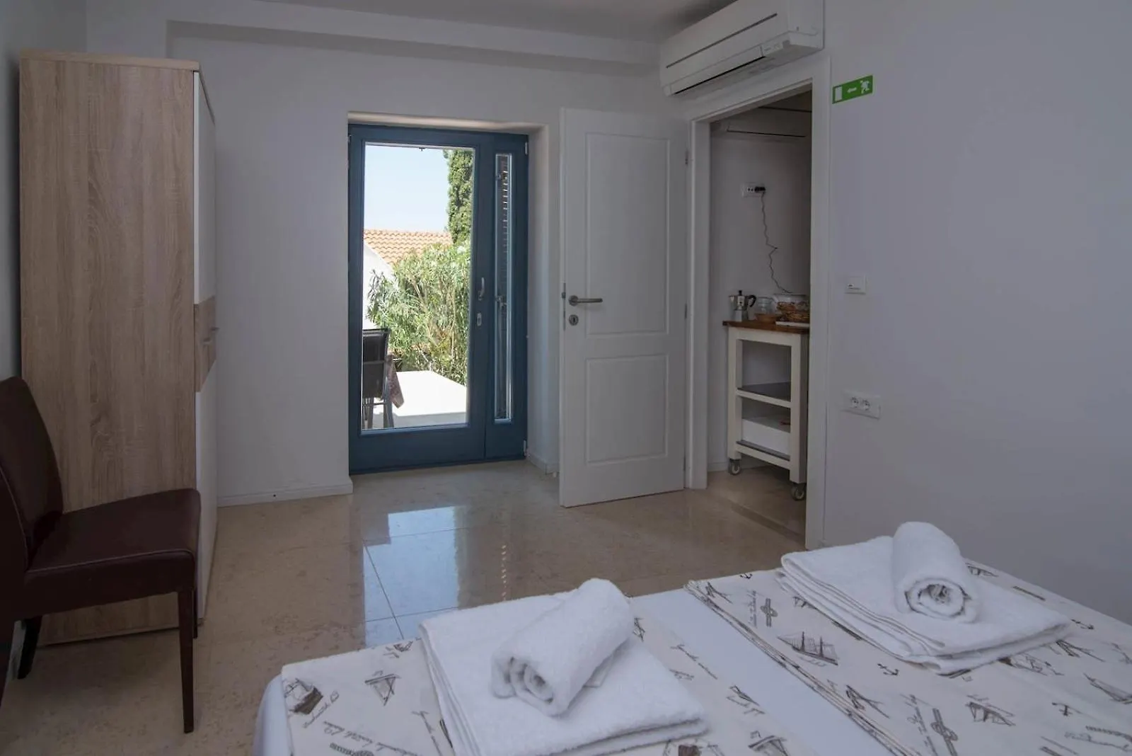 Apartments With A Parking Space Veli Losinj, Losinj - 21187