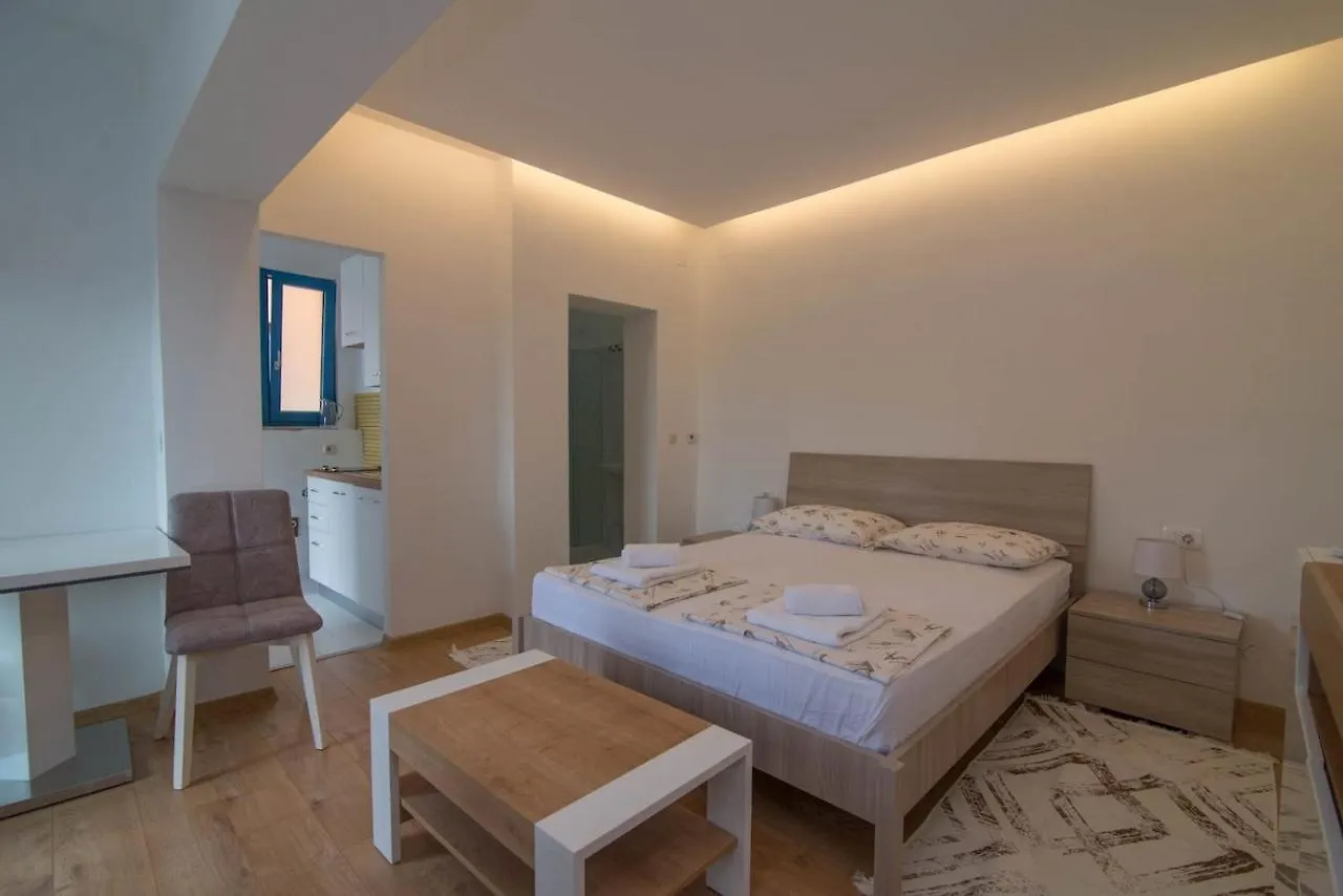 Apartments With A Parking Space Veli Losinj, Losinj - 21187 0*,  Croatia